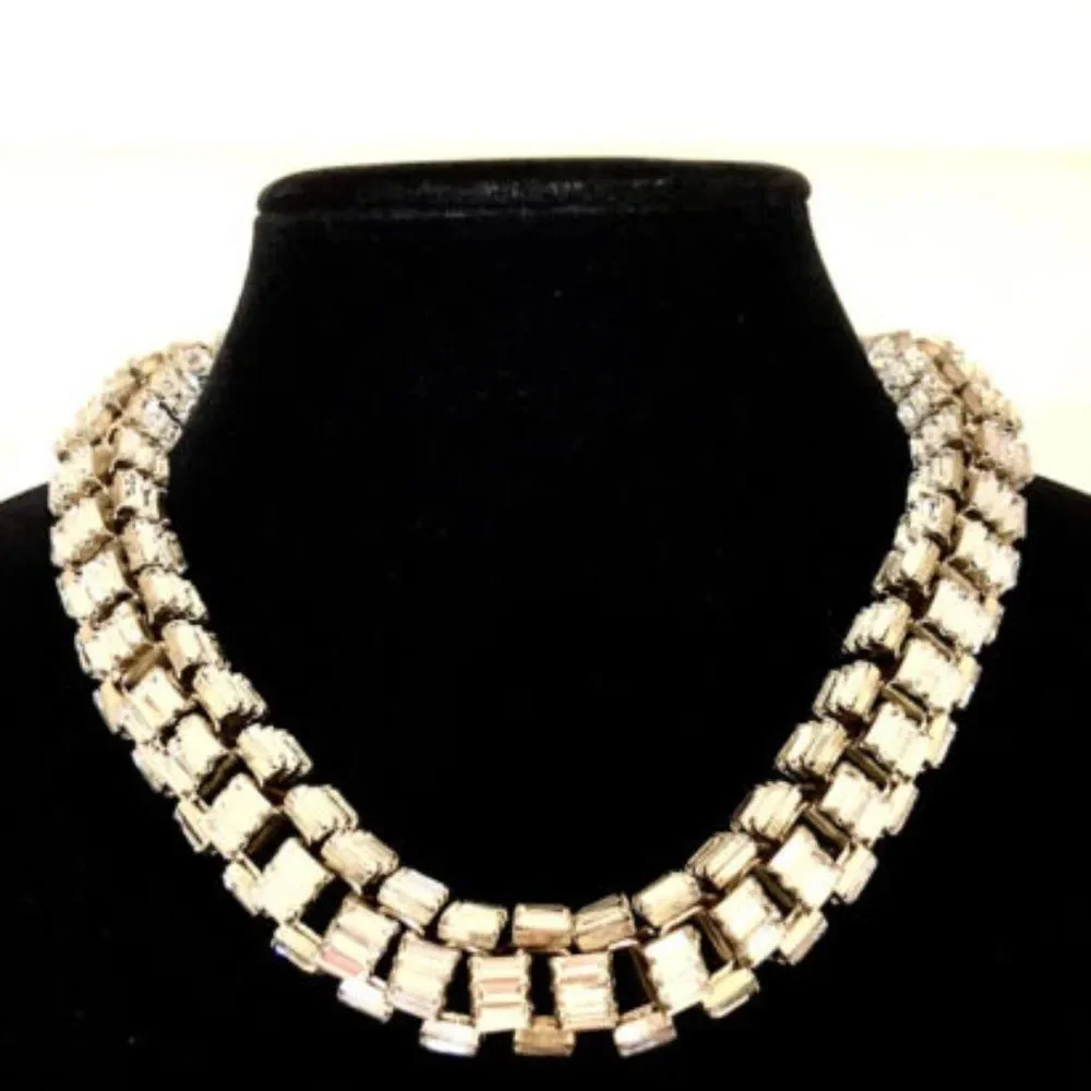 Live Posh Show Designer Jewelry Sale 11/7 7:30 PM EST LIKE THIS LISTING NOTIFIED